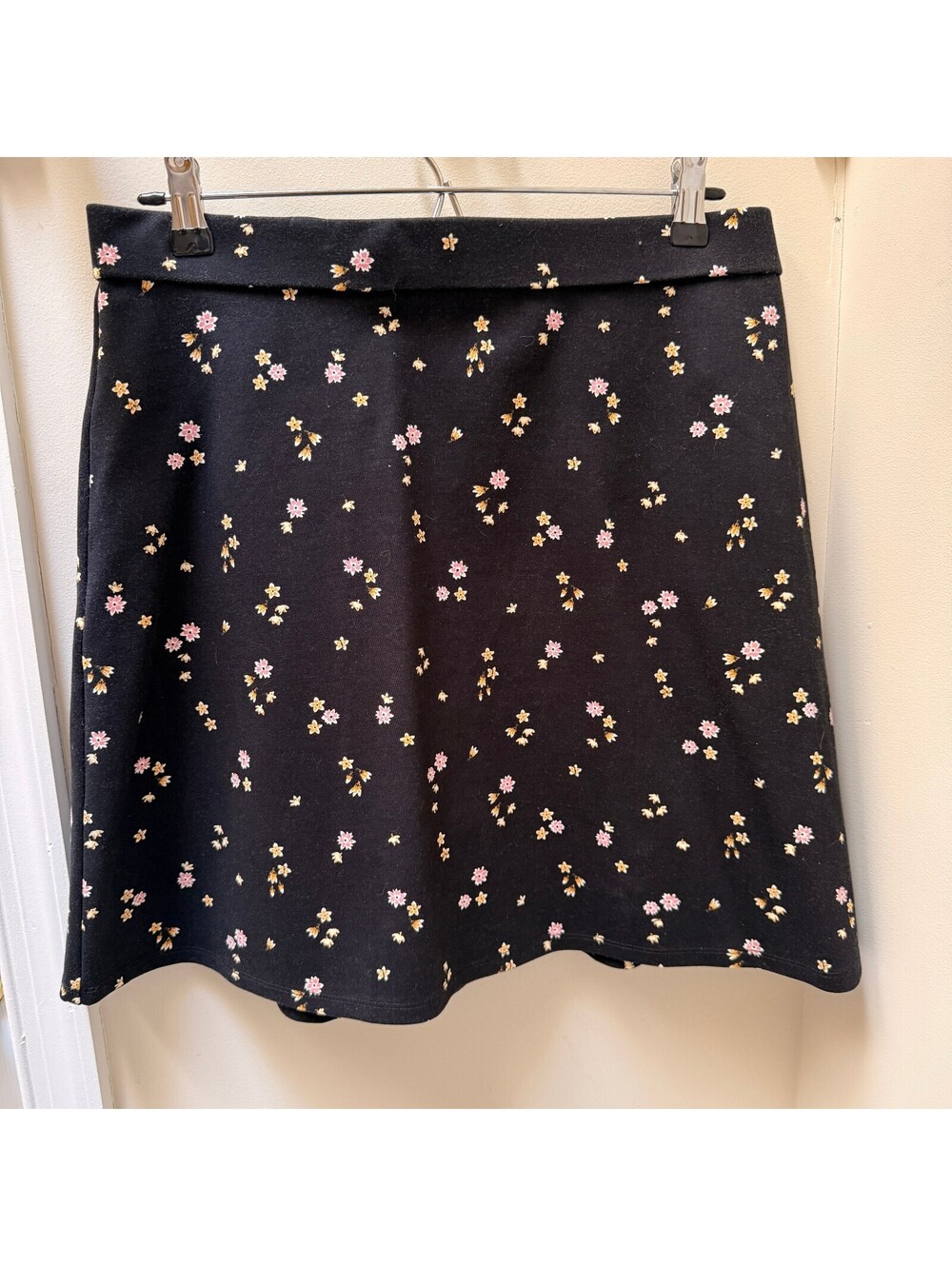 NWT LOFT Women's Black Floral Knit A-Line Skater Skirt | Size M
